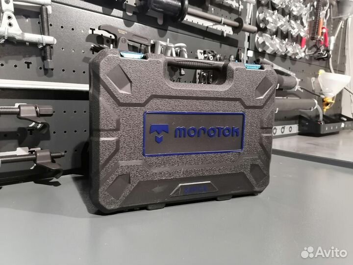 Набор инструмента универсальный 82пред. молоток