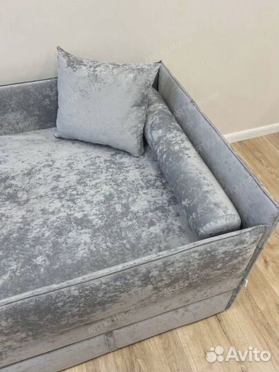 Кровать с ортопедическим матрасом