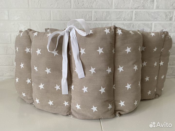 Комплект бортиков в детскую кроватку