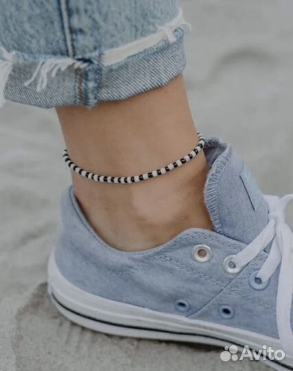 Анклет на ногу браслет из бисера