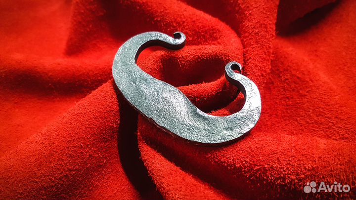 Кресало (огниво) калачевидное с язычком кованое