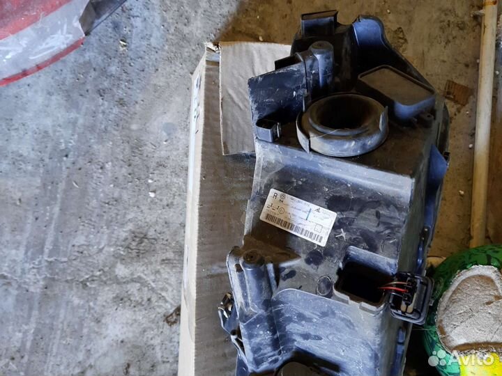 Фары на volkswagen polo седан