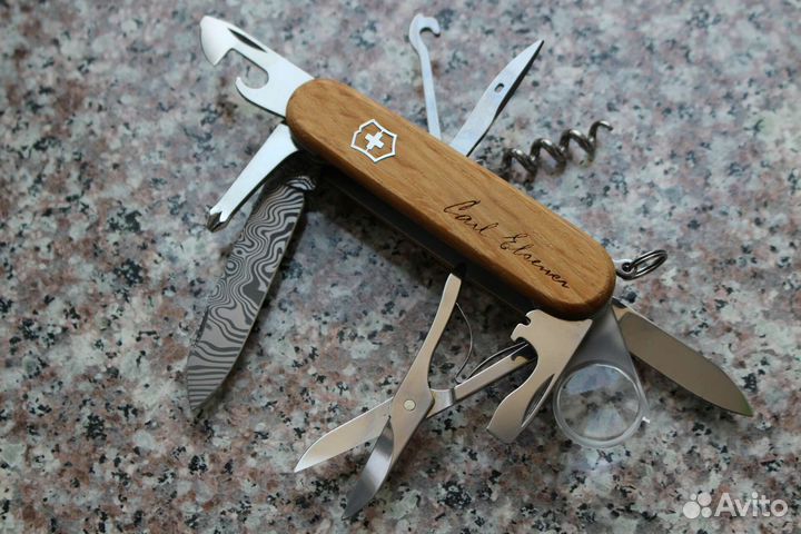 Victorinox Explorer Damast LE 2013