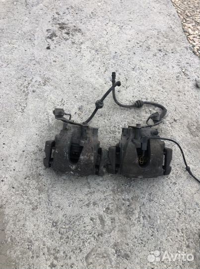 Суппорта передние Mercedes w211 4 matic