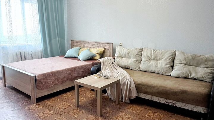 2-к. квартира, 53 м², 4/10 эт.