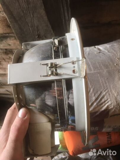 Светильник встраиваемый