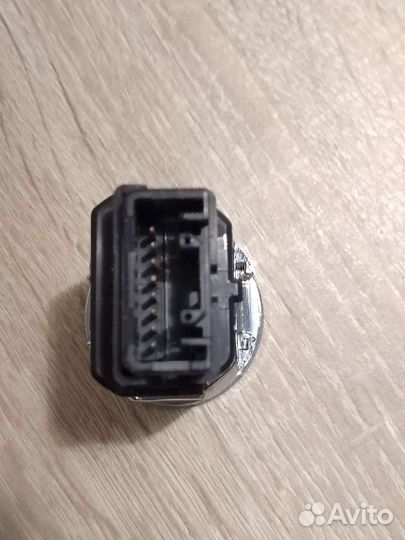 Кнопка старт стоп Toyota Prius 20