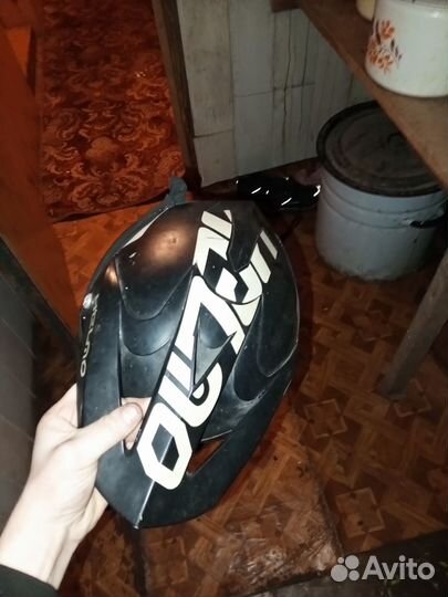 Шлем для мотоцикла кроссовый