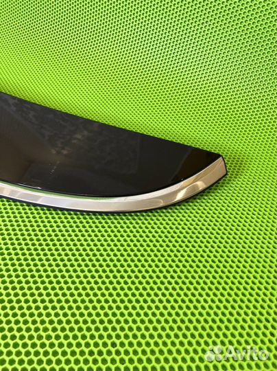 Накладка крышки багажника Kia K5 DL3 оригинал