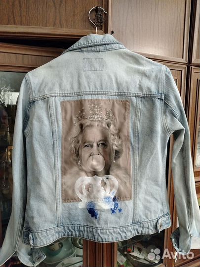 Джинсовая куртка женская