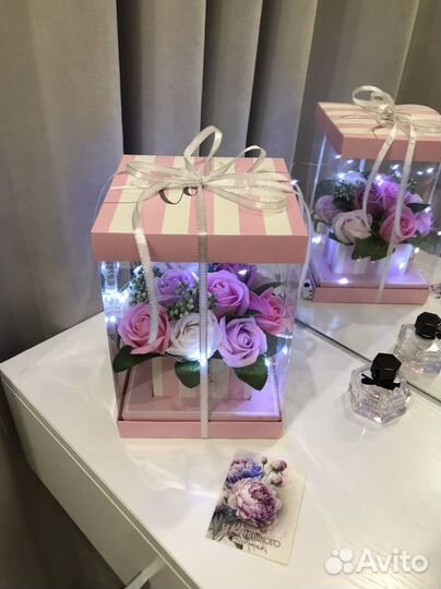 Неувядающий букет из мыльных роз