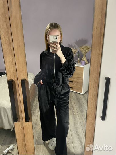 Велюровый костюм