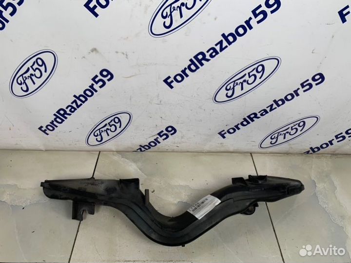 Воздухозаборник Ford Focus 2 CB4 2007