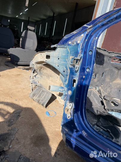 Передняя левая четверть/Ланжерон Hyundai Solaris 1