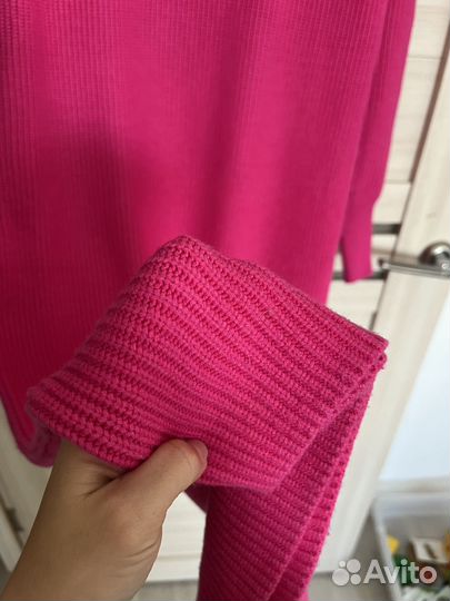 Платье прямого силуэта из вязаного трикотажа