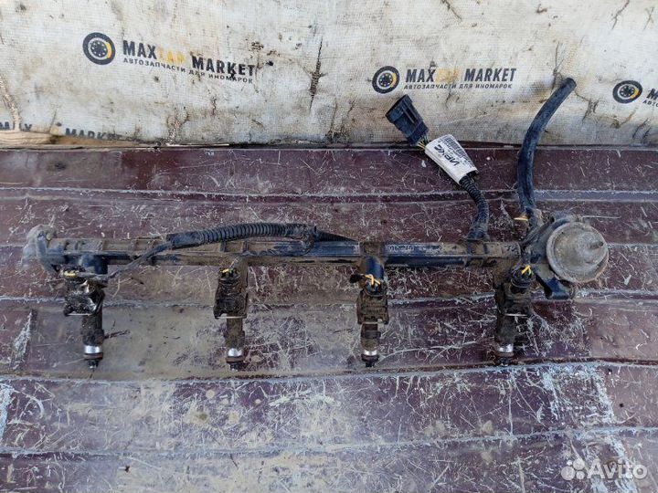 Топливная рампа с форсунками Газ Газель 405 (б/у)