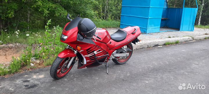 Suzuki RF 400
