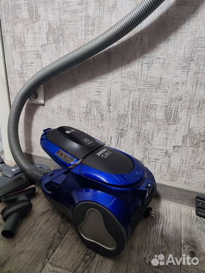 Пылесос LG kompressor