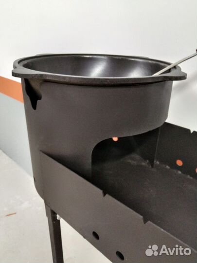 Мангал с подказанником