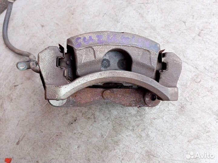 Передние суппорта передний Suzuki Sx 4 YA21S M16A