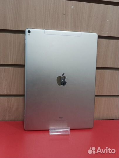 Планшет Apple iPad Pro 12.9 64 GB