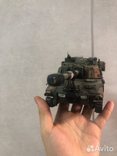 Сборная модель M109A6 Paladin 1 35