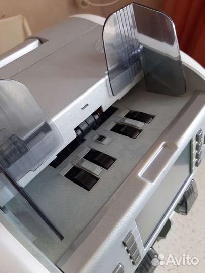 Машинка для денег Kisan Newton FS