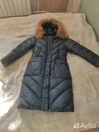 Пуховик женский 42 44