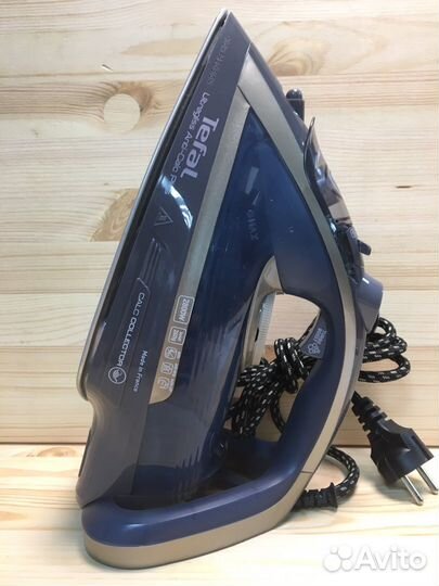 Утюг Tefal FV6842 новый