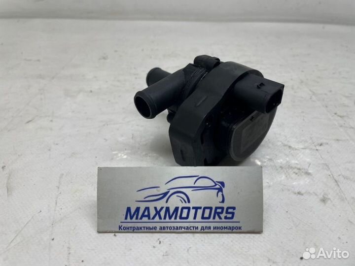 Насос системы охлаждения Mercedes-Benz E W212 5.5