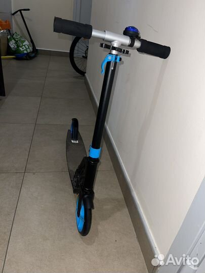 Самокат reaction 175