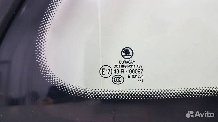 Стекло кузовное глухое правое Skoda Kodiaq 2016