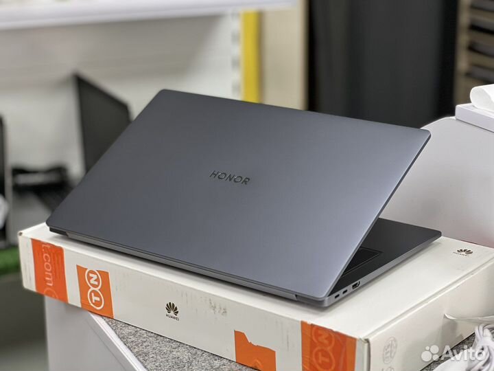 Новый с чеком Honor MagicBook 16 HYM-W56 R5-5600H