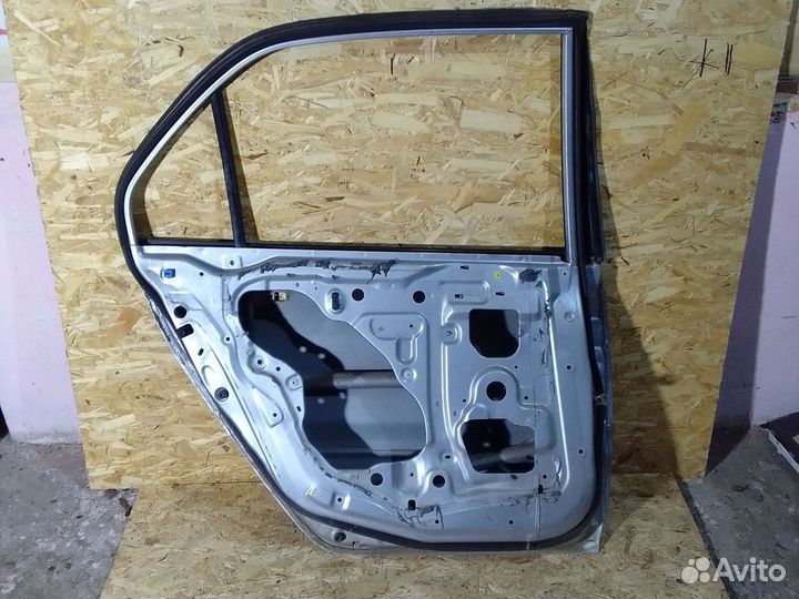 Дверь задний левый Mitsubishi lancer 9