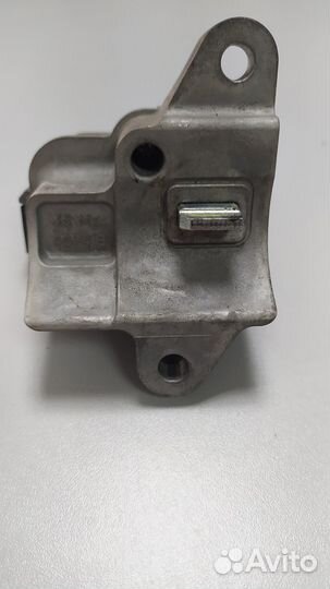 Замок рулевой колонки Toyota Camry 50 (2011-2018)