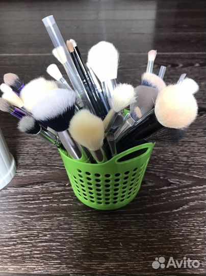 Набор кистей для визажиста