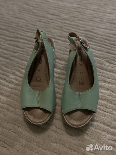 Босоножки 39 размер