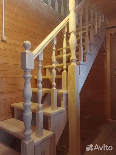 Лестница на второй этаж