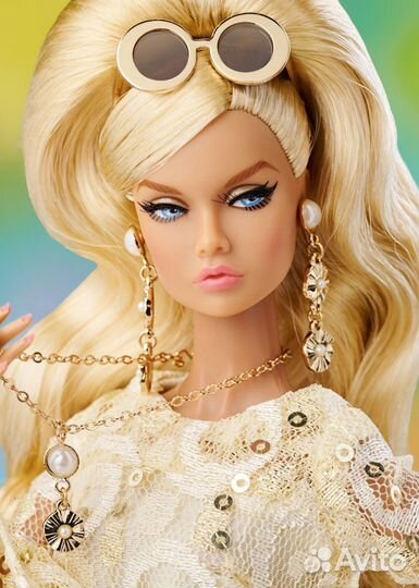 Golden Glow – Poppy Parker