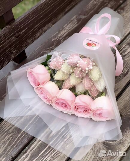 Клубника бананы в шоколаде / Букеты