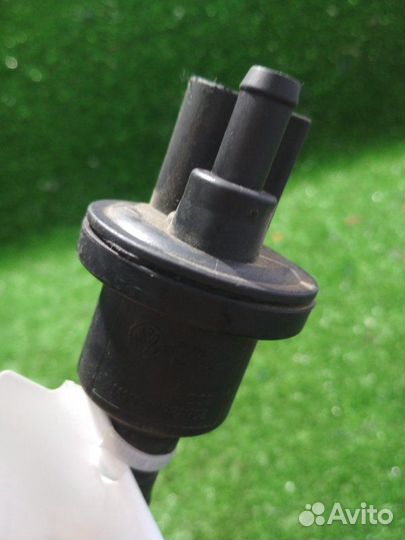 Клапан вентиляции топливного бака Skoda Octavia A5