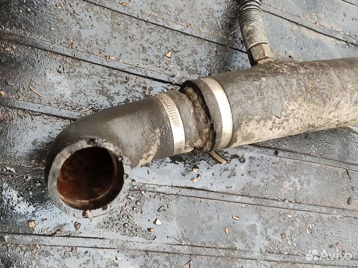 Патрубок интеркуллера мерседес w124 m102