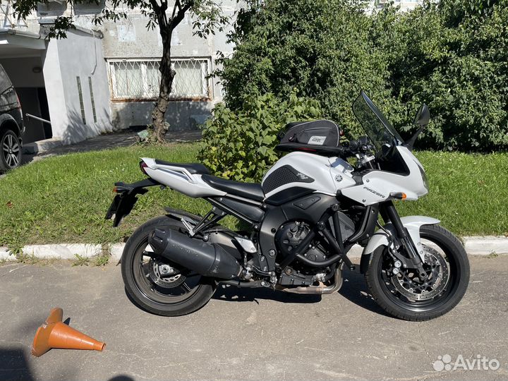 Yamaha FZ1, 2012
