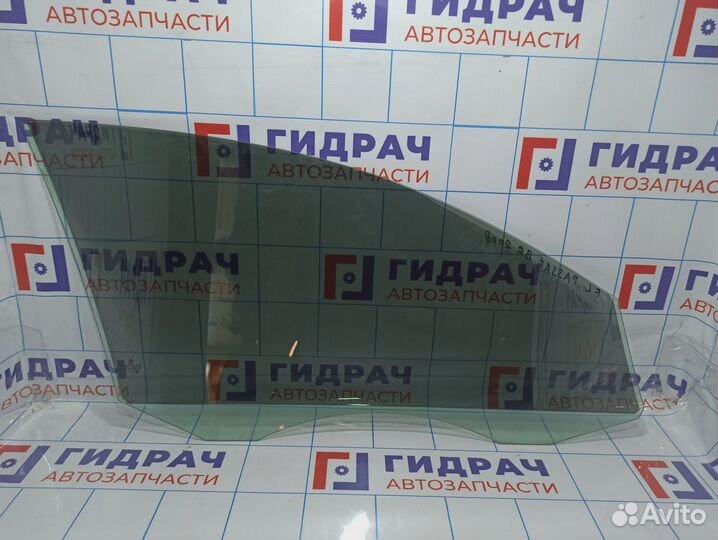 Стекло двери передней левой Volkswagen Passat B6 3