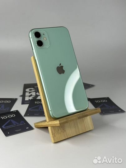 iPhone 11, 64 ГБ