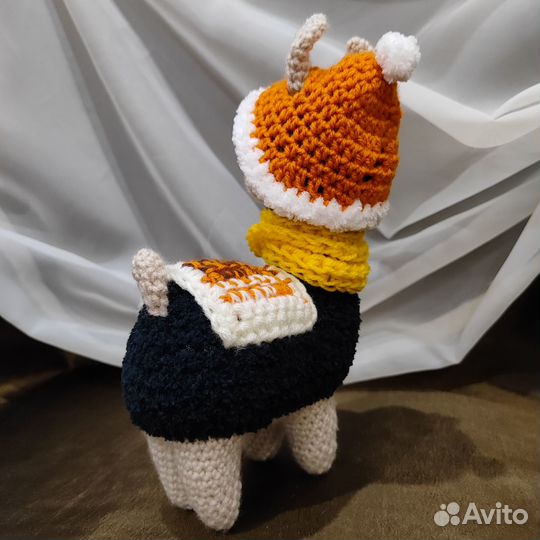 Новогодняя игрушка альпака