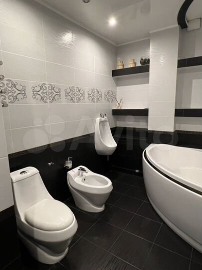 4-к. квартира, 92,5 м², 5/10 эт.