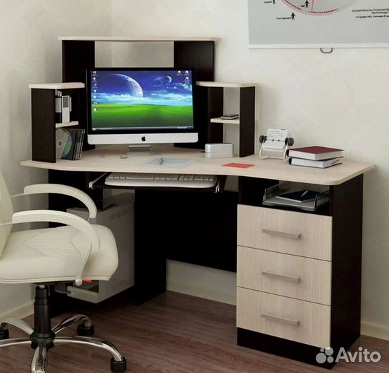 Компьютерный стол