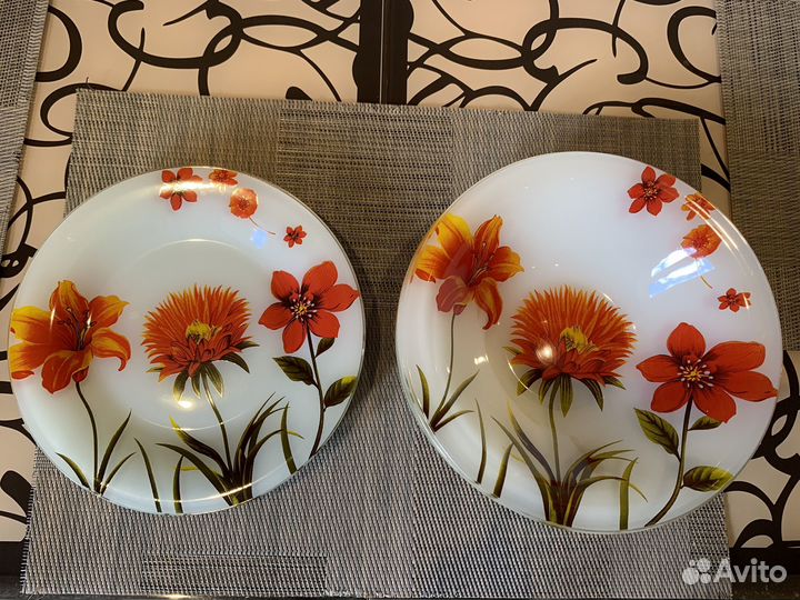 Тарелки новые