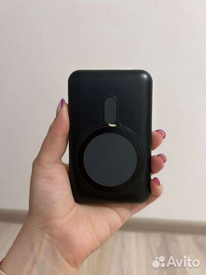 Power bank 10000 (беспроводная зарядка)